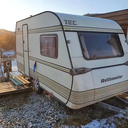Campsite Трейлер *